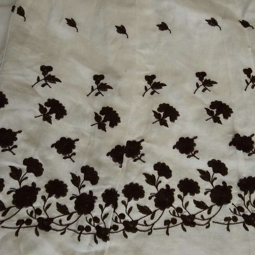 Ann Taylor Women's White/Black Floral Embroidered Pleated A-Line Skirt Size‎ 4 - Picture 4 of 11